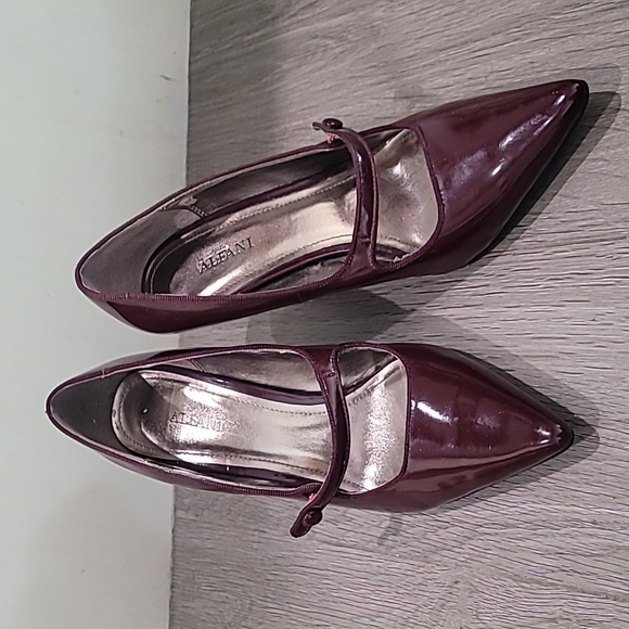 Alfani Women's Dark Burgundy Heels - Picture 2 of 8